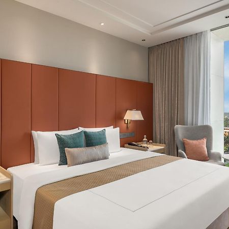 Taj Cochin International Airport, Kerala Hotel Kochi Екстериор снимка